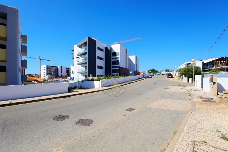 Moradia T4 para Venda em Alvor Foto 24