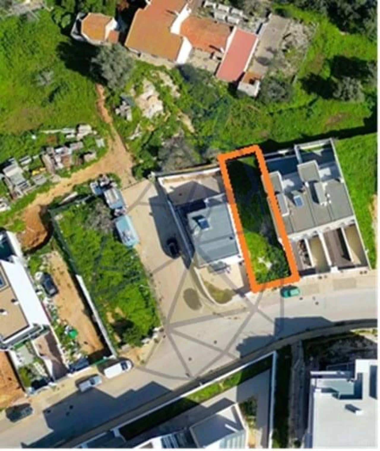 Moradia T4 para Venda em Alvor Foto 2