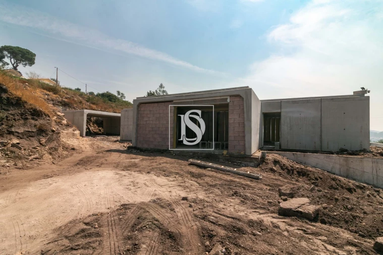 Moradia T3 para Venda em Morreira e Trandeiras Foto 11