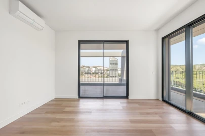 Apartamento T4 para Venda em Algés, Linda-A-Velha e Cruz Quebrada-Dafundo
