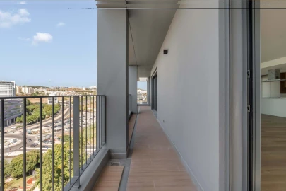 Apartamento T4 para Venda em Algés, Linda-A-Velha e Cruz Quebrada-Dafundo
