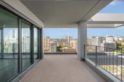 Apartamento T4 para Venda em Algés, Linda-A-Velha e Cruz Quebrada-Dafundo