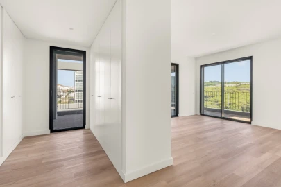 Apartamento T4 para Venda em Algés, Linda-A-Velha e Cruz Quebrada-Dafundo