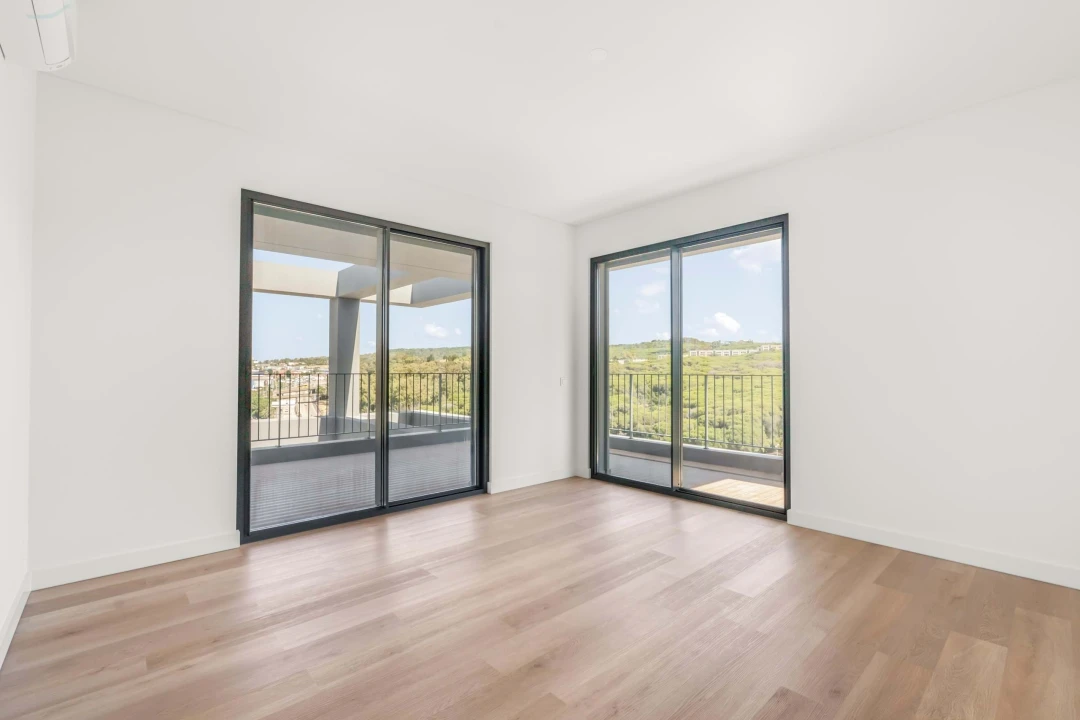 Apartamento T4 para Venda em Algés, Linda-A-Velha e Cruz Quebrada-Dafundo Foto 14