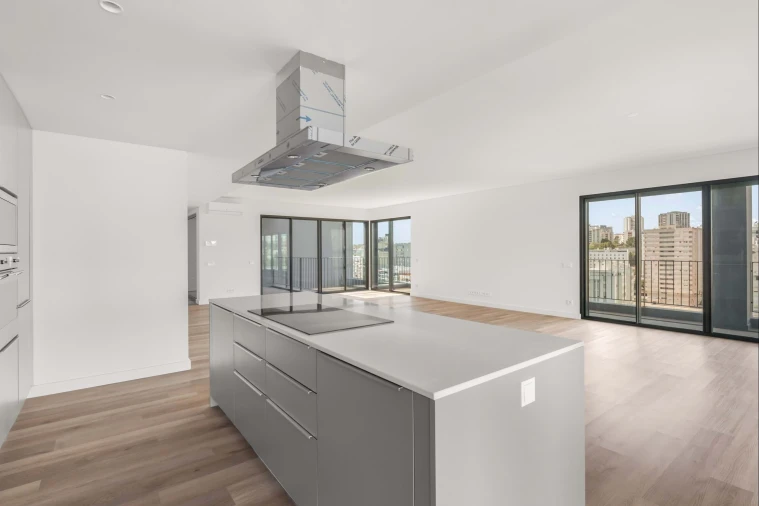 Apartamento T4 para Venda em Algés, Linda-A-Velha e Cruz Quebrada-Dafundo Foto 2