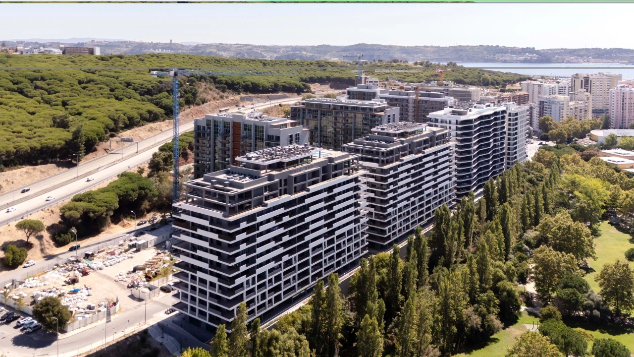 Apartamento T4 para Venda em Algés, Linda-A-Velha e Cruz Quebrada-Dafundo Foto 48