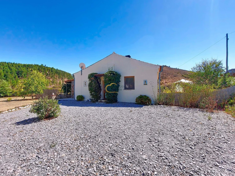 Moradia T2 para Venda em Saboia Foto 5