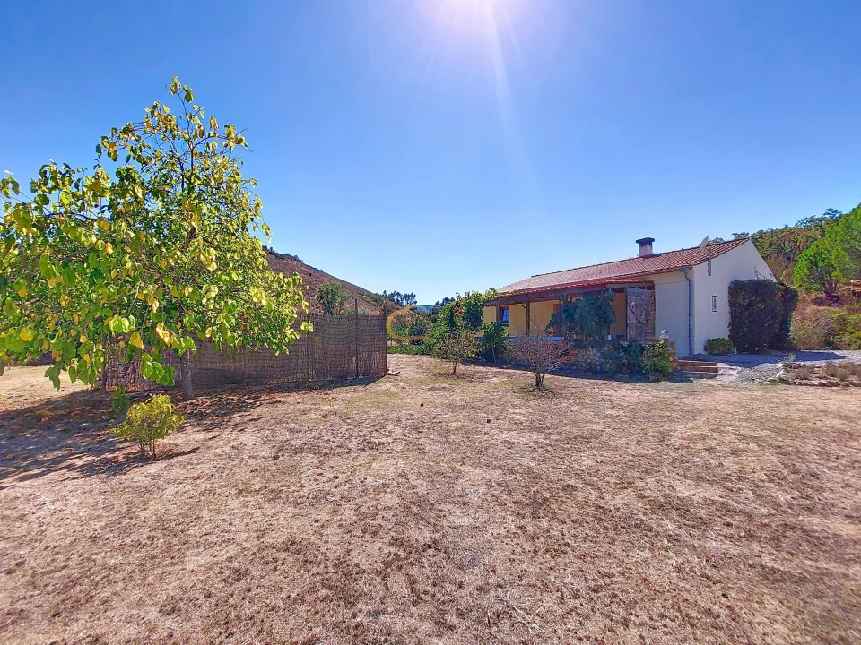 Moradia T2 para Venda em Saboia Foto 43