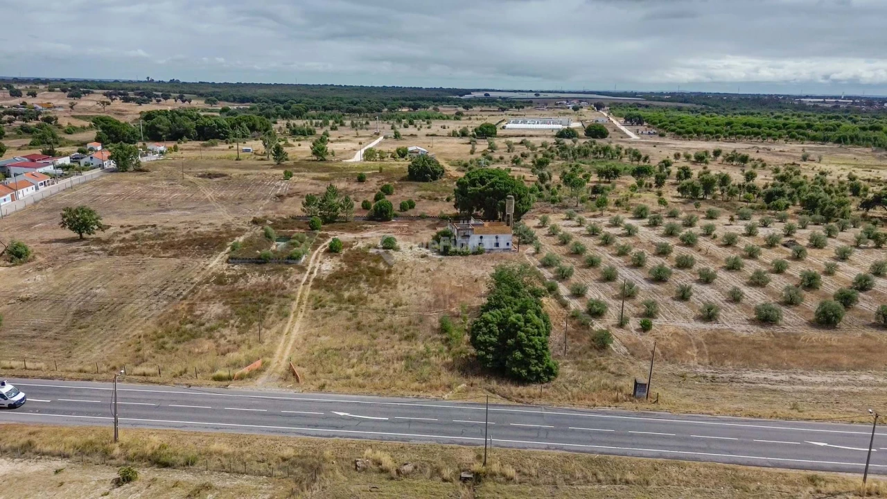 Quinta T4 para Venda em Pegões Foto 57