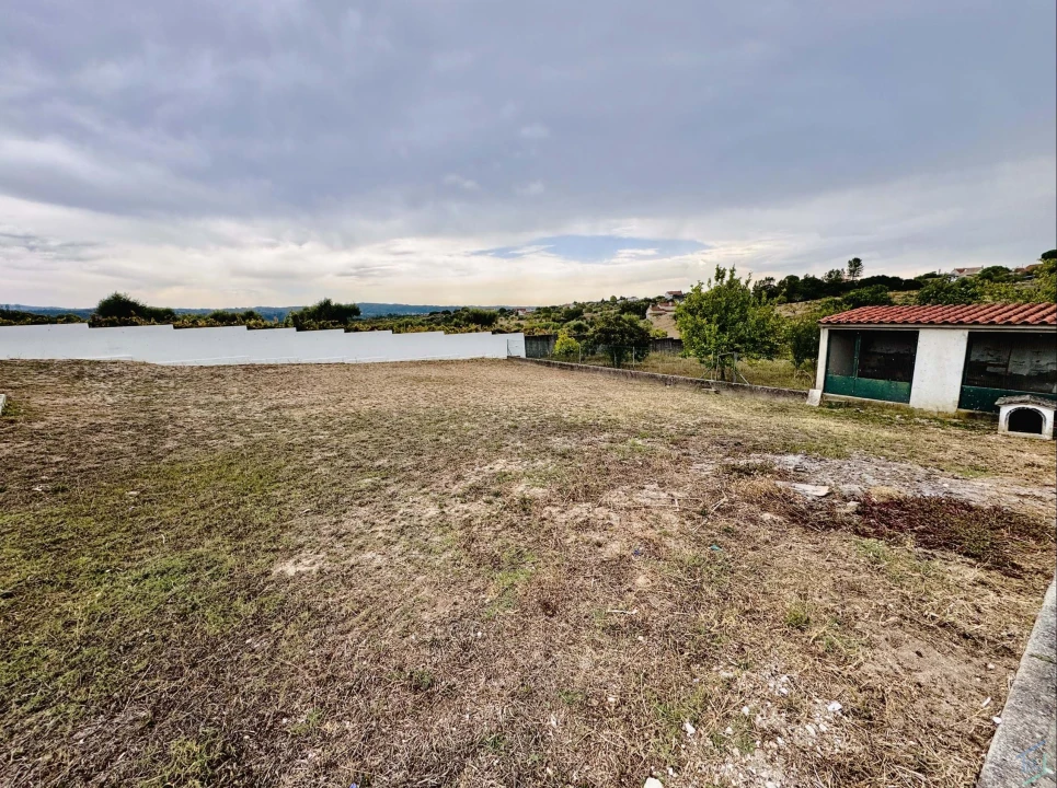 Moradia T3 para Venda em São Pedro de Tomar Foto 27