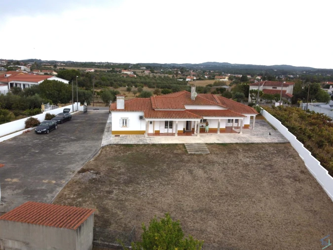 Moradia T3 para Venda em São Pedro de Tomar Foto 24