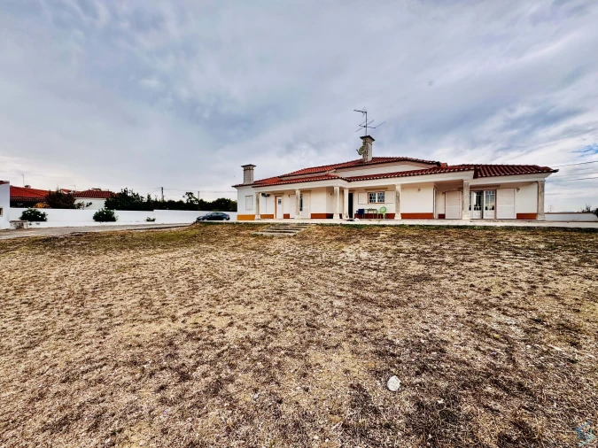 Moradia T3 para Venda em São Pedro de Tomar Foto 21