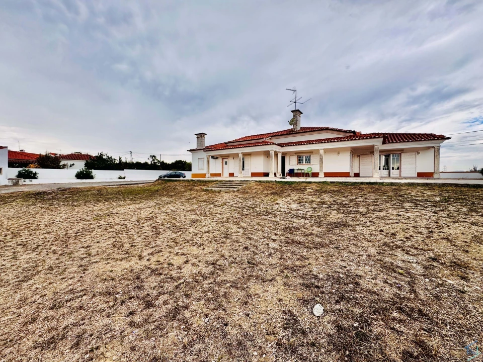 Moradia T3 para Venda em São Pedro de Tomar Foto 21