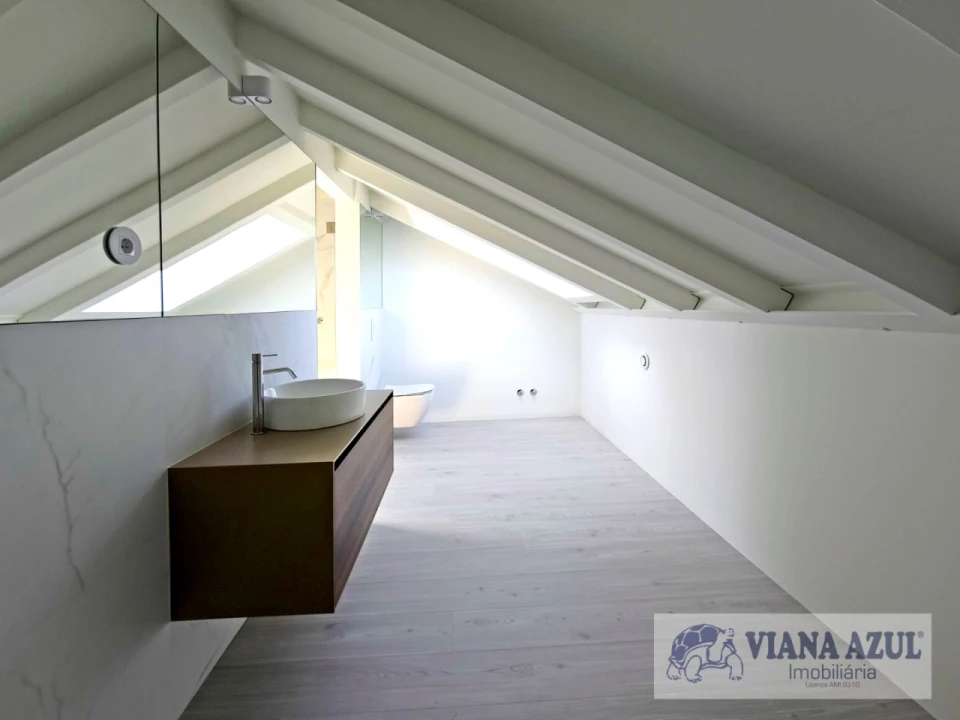 Apartamento T2 para Venda em Santa Maria Maior e Monserrate e Meadela Foto 14