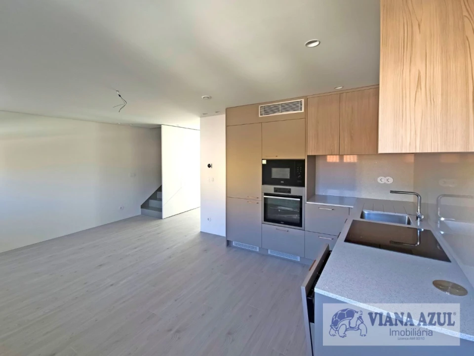 Apartamento T3 para Venda em Santa Maria Maior e Monserrate e Meadela Foto 6