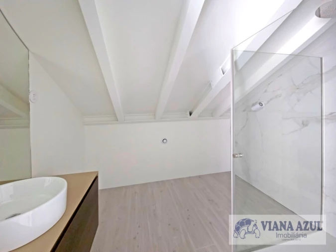 Apartamento T3 para Venda em Santa Maria Maior e Monserrate e Meadela Foto 13