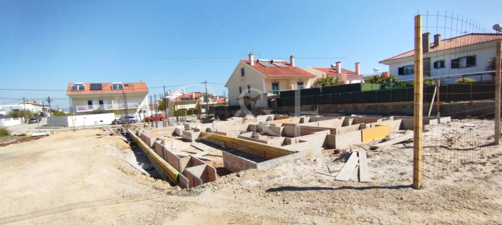 Moradia T4 para Venda em Fernao Ferro Foto 5