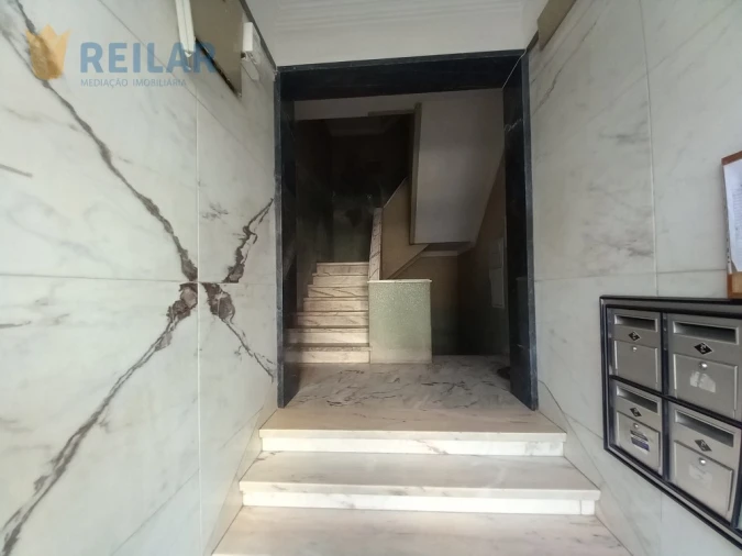 Apartamento T2 para Venda em Póvoa de Santo Adrião e Olival Basto Foto 22