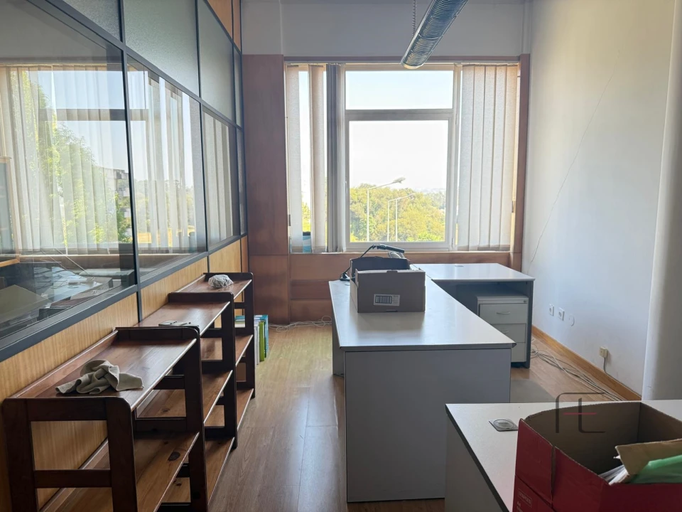 Escritório para Arrendamento em Aguas Santas Foto 16