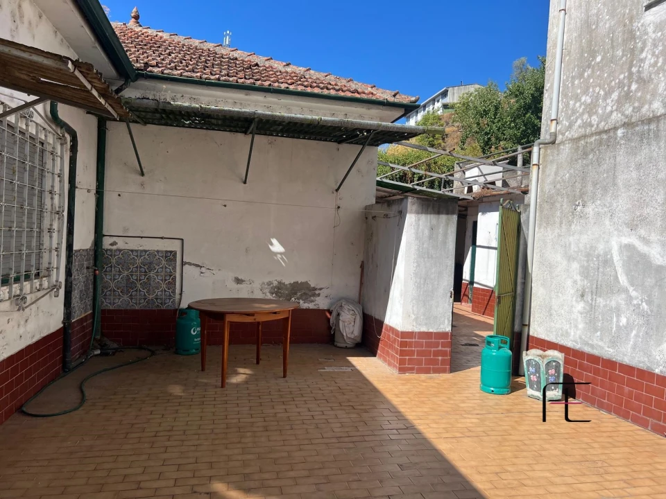 Prédio para Venda em Peso da Régua e Godim Foto 8