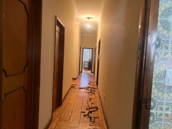 Prédio para Venda em Peso da Régua e Godim Foto 14