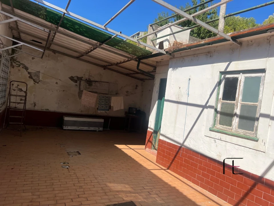 Prédio para Venda em Peso da Régua e Godim Foto 11