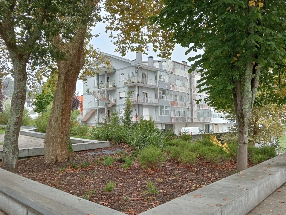 Moradia T4 para Venda em Oliveira do Douro Foto 76