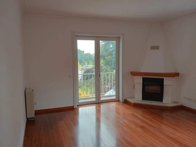 Moradia T4 para Venda em Oliveira do Douro Foto 15