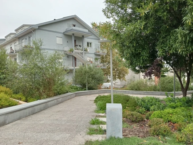 Moradia T4 para Venda em Oliveira do Douro Foto 72