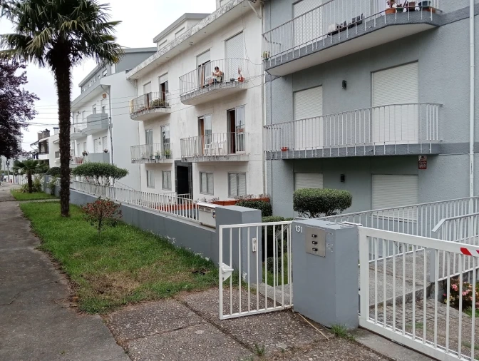 Moradia T4 para Venda em Oliveira do Douro Foto 59