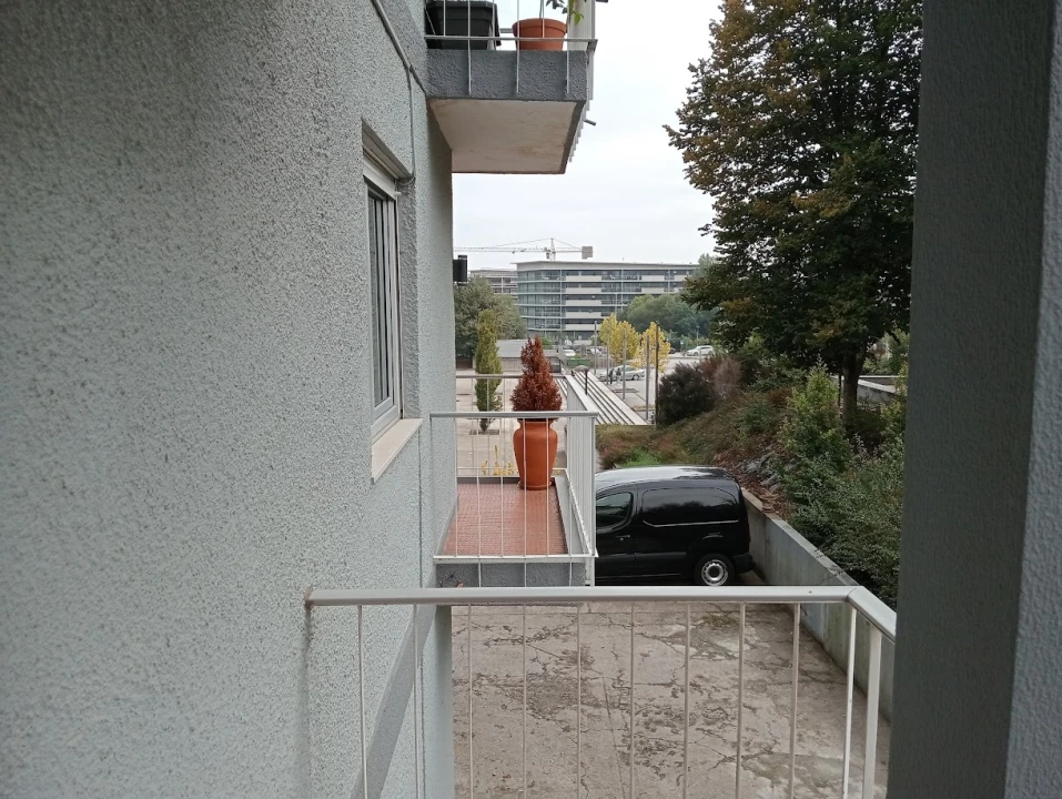 Moradia T4 para Venda em Oliveira do Douro Foto 5