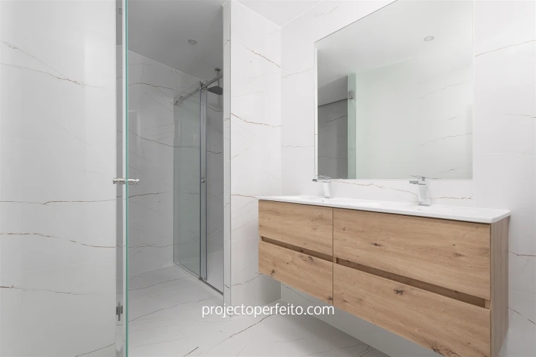 Apartamento T4 para Venda em Silvalde Foto 10