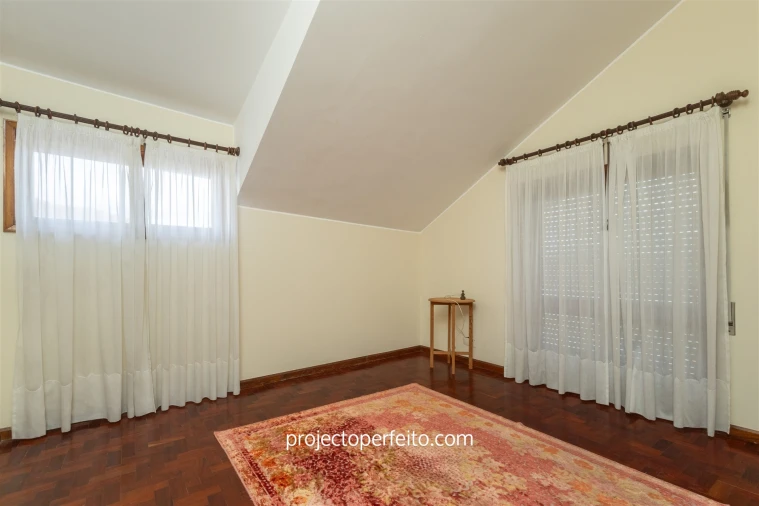 Moradia T3 para Venda em Paços de Brandão Foto 15