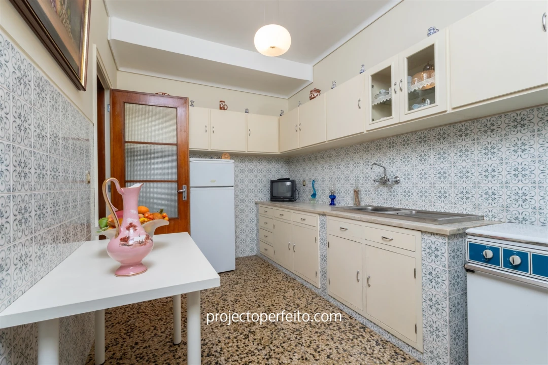 Moradia T3 para Venda em Paços de Brandão Foto 9