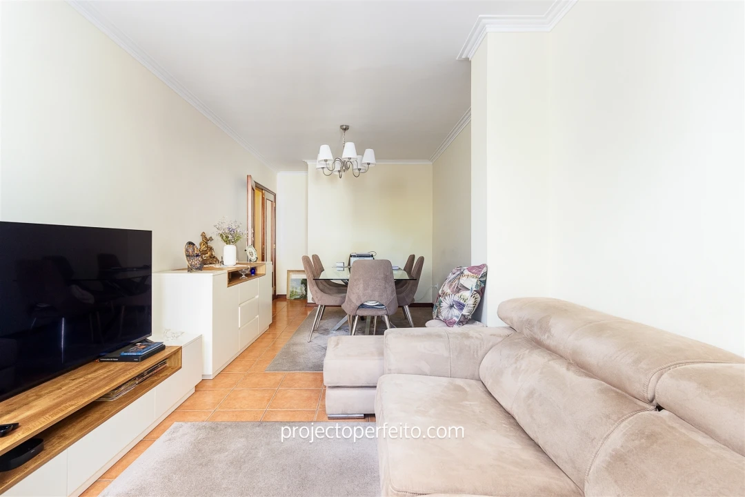 Apartamento T2 para Venda em Esmoriz Foto 2