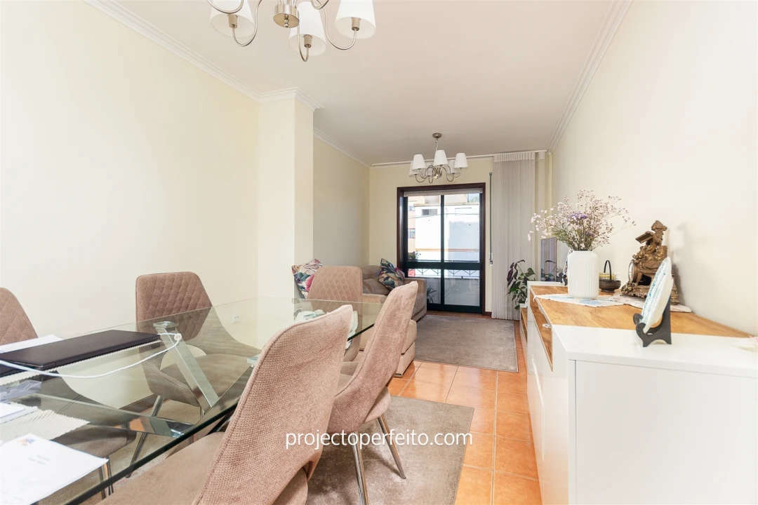 Apartamento T2 para Venda em Esmoriz Foto 1