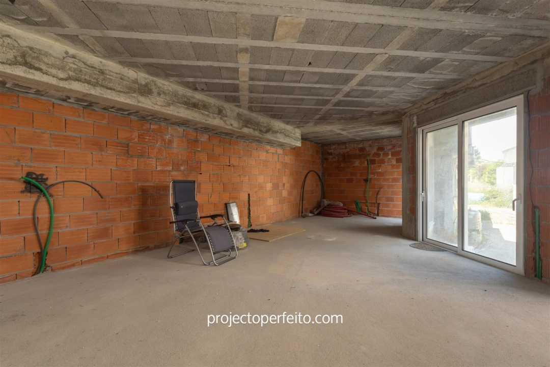 Moradia T3 para Venda em Serzedo e Perosinho Foto 11