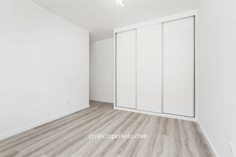 Apartamento T2 para Venda em Gulpilhares e Valadares Foto 15