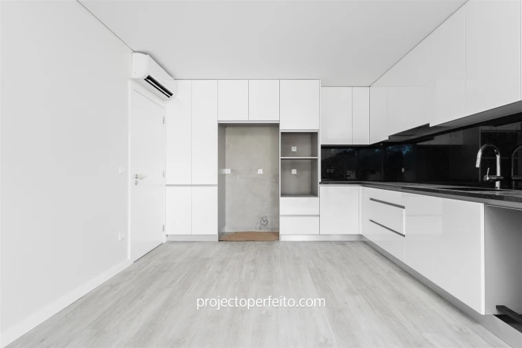 Moradia T4 para Venda em Anta e Guetim Foto 6