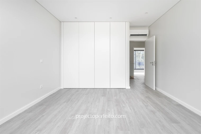 Moradia T4 para Venda em Anta e Guetim Foto 20