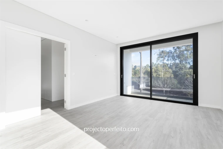 Moradia T4 para Venda em Anta e Guetim Foto 15