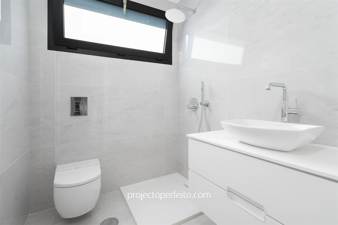 Moradia T4 para Venda em Anta e Guetim Foto 10