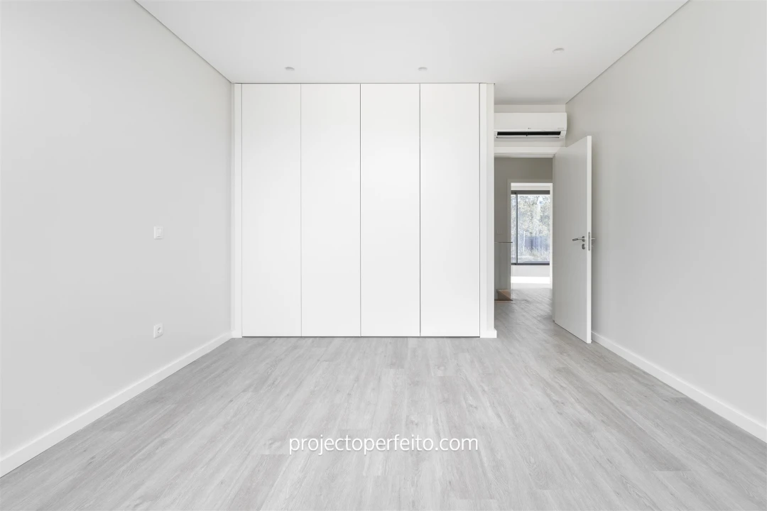 Moradia T4 para Venda em Anta e Guetim Foto 20