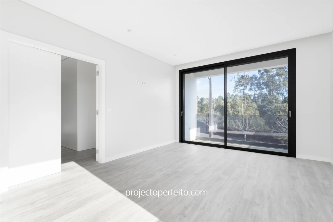 Moradia T4 para Venda em Anta e Guetim Foto 15