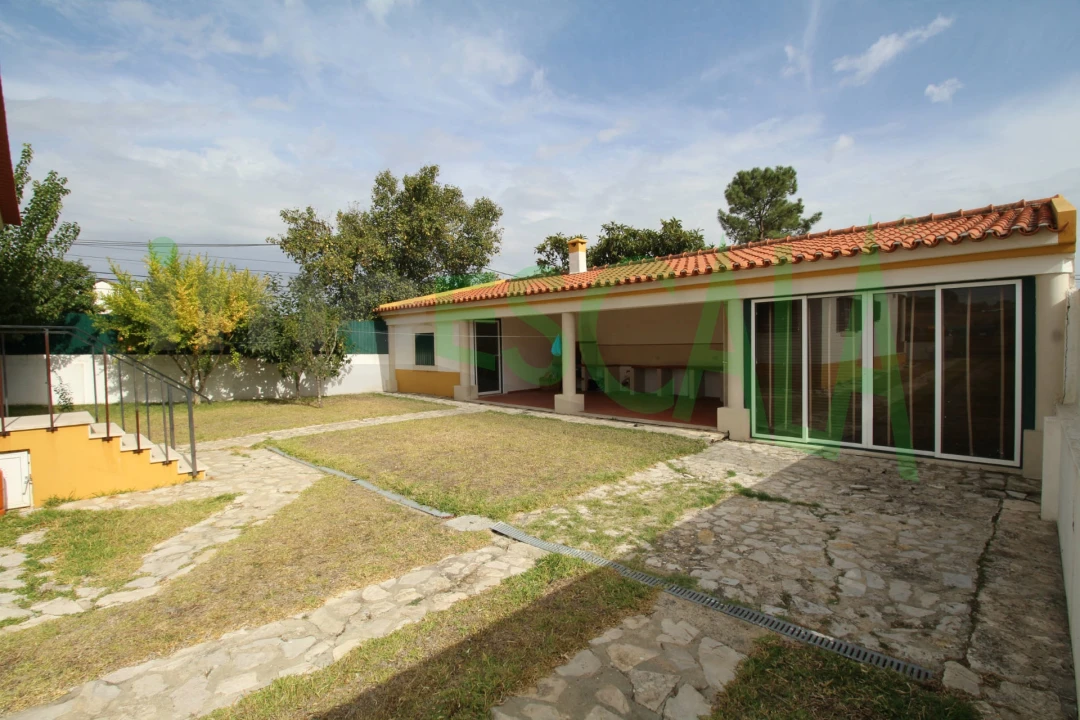 Moradia T3 para Venda em Ereira e Lapa Foto 4