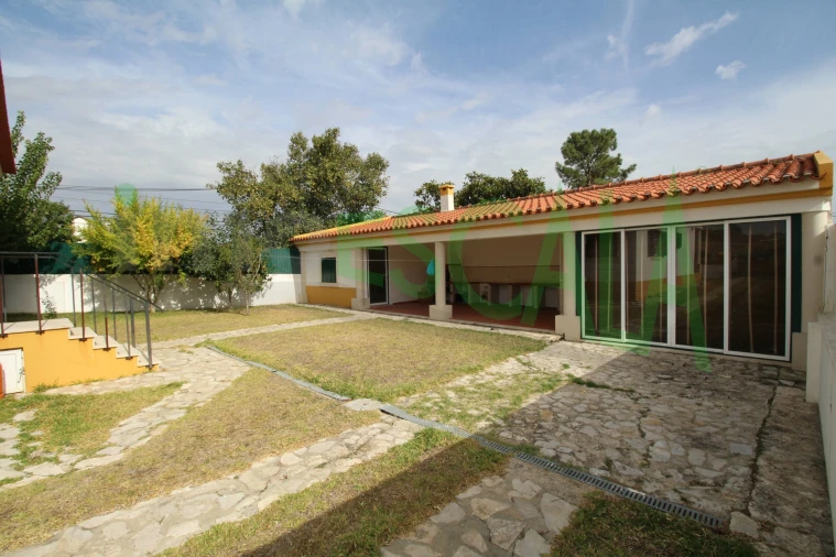 Moradia T3 para Venda em Ereira e Lapa Foto 4