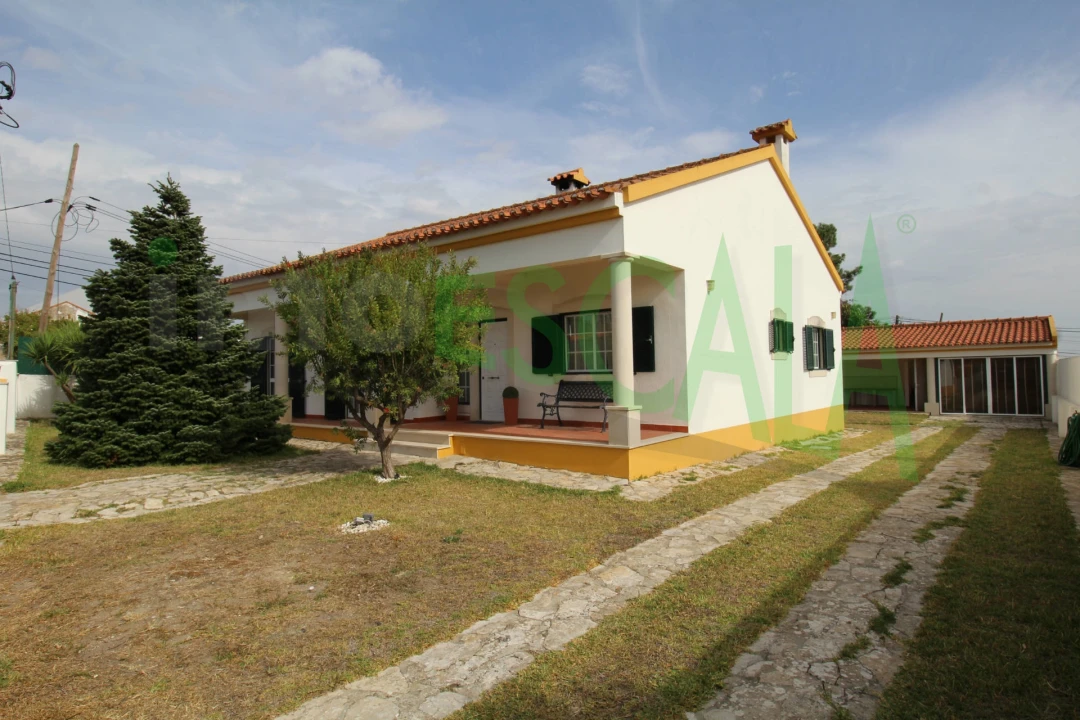 Moradia T3 para Venda em Ereira e Lapa Foto 2