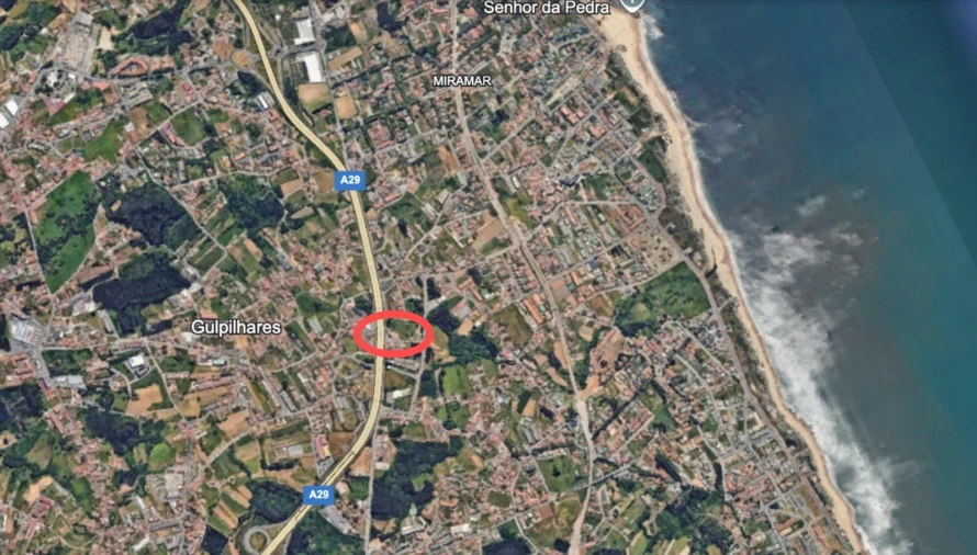 Terreno para Venda em Gulpilhares e Valadares Foto 2