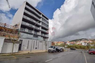 Apartamento T3 para Venda em Pontinha e Famões