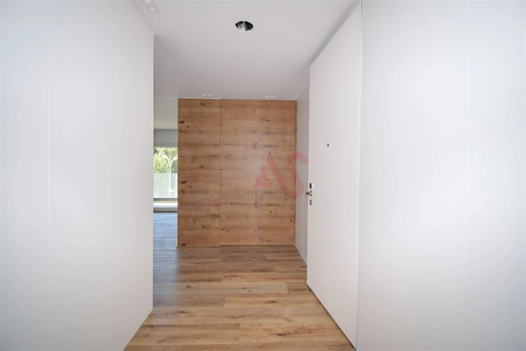 Apartamento T3 para Venda em Pontinha e Famões Foto 13